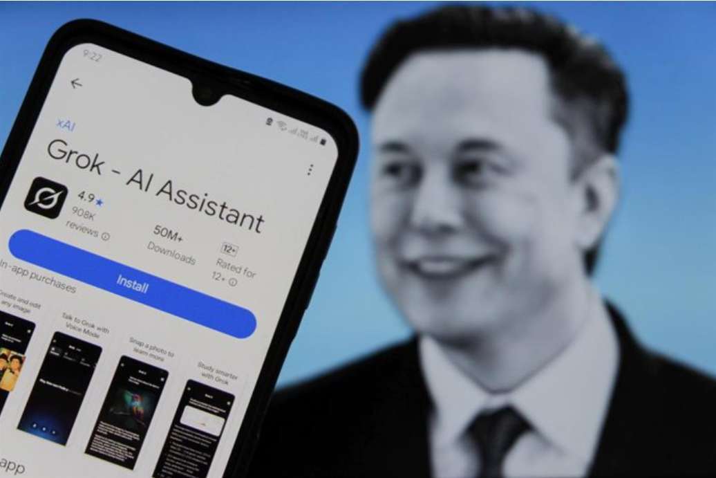 Elon Musk denuncia un “ataque político” tras el registro de X en París
