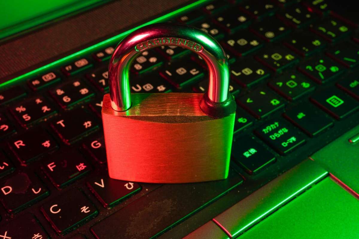 Cómo proteger tu hogar de las nuevas amenazas invisibles que llegan por internet